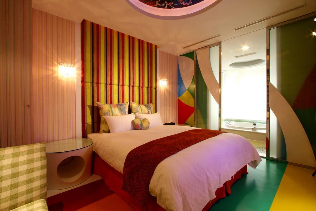 Melody Motel Keelung Extérieur photo